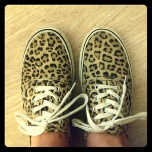 H&M LEOPARD PRINT SNEAKERS